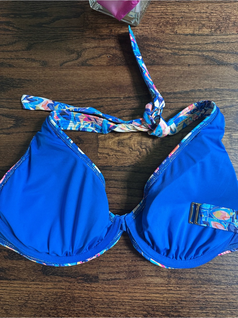 Sunsets Muse halter bikini top, size 32G/34F/36E - Picture 7 of 7